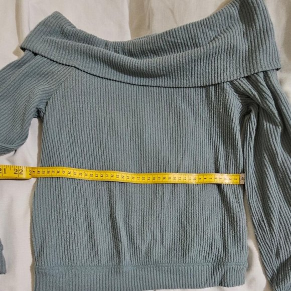 Abercrombie & Fitch Teal Off Shoulder Top - Picture 6 of 9